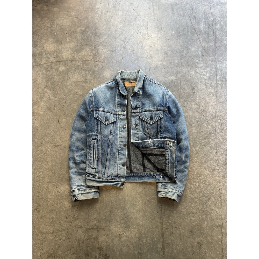 Vintage 80's Levi's Type 3 Denim Trucker Jacket Blanket Lined Honey Comb Fade